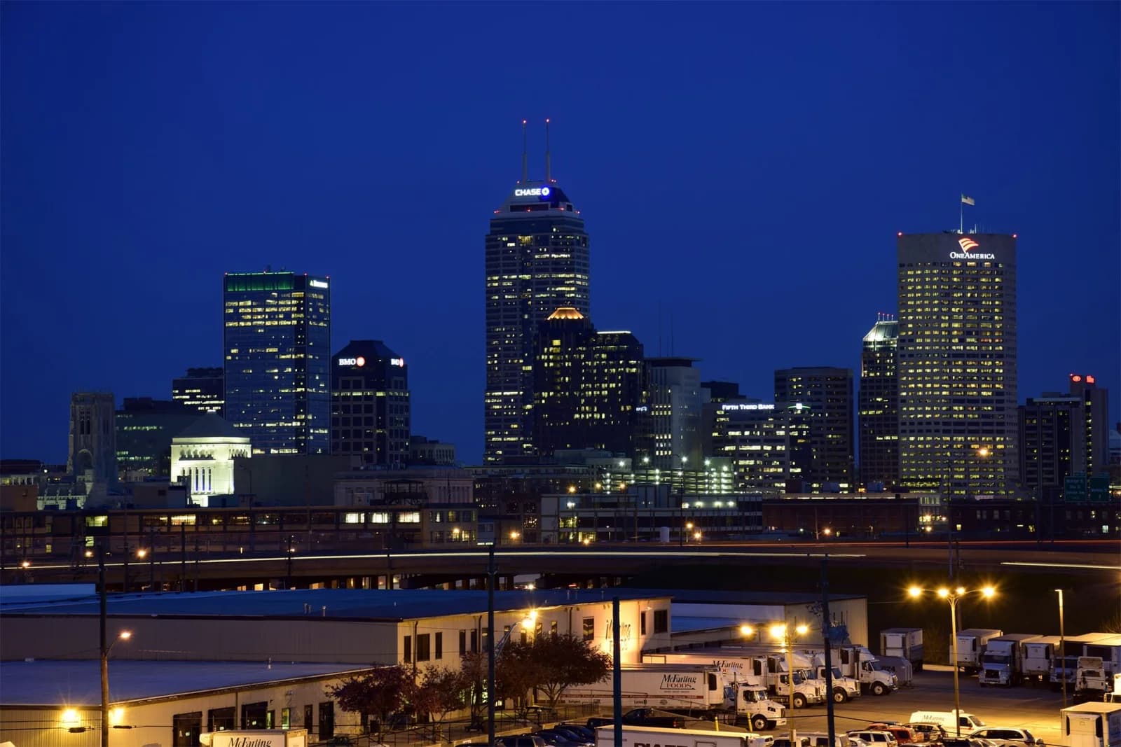 Indianapolis skyline - 2014 April - Chris Bowman