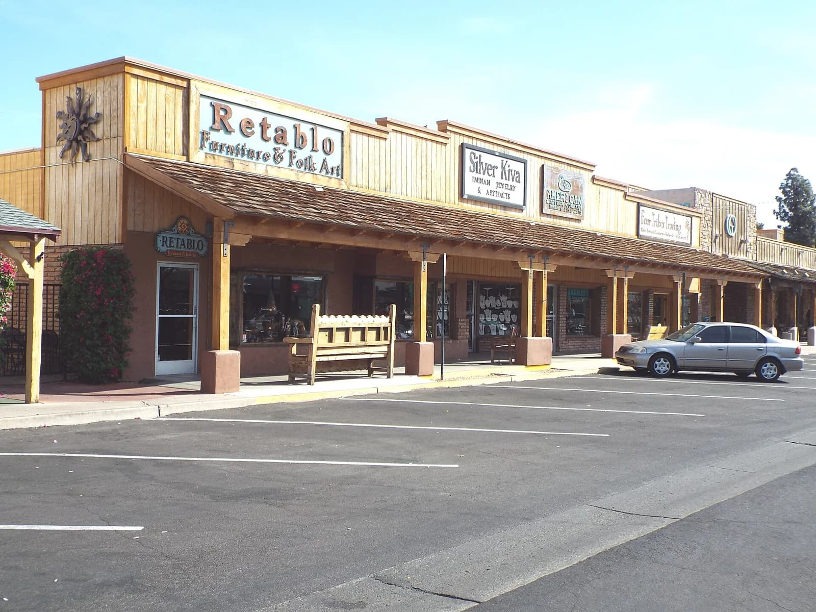 Scene of E. 1st Avenue in Old Town Scottsdale in Scottsdale, Arizona.